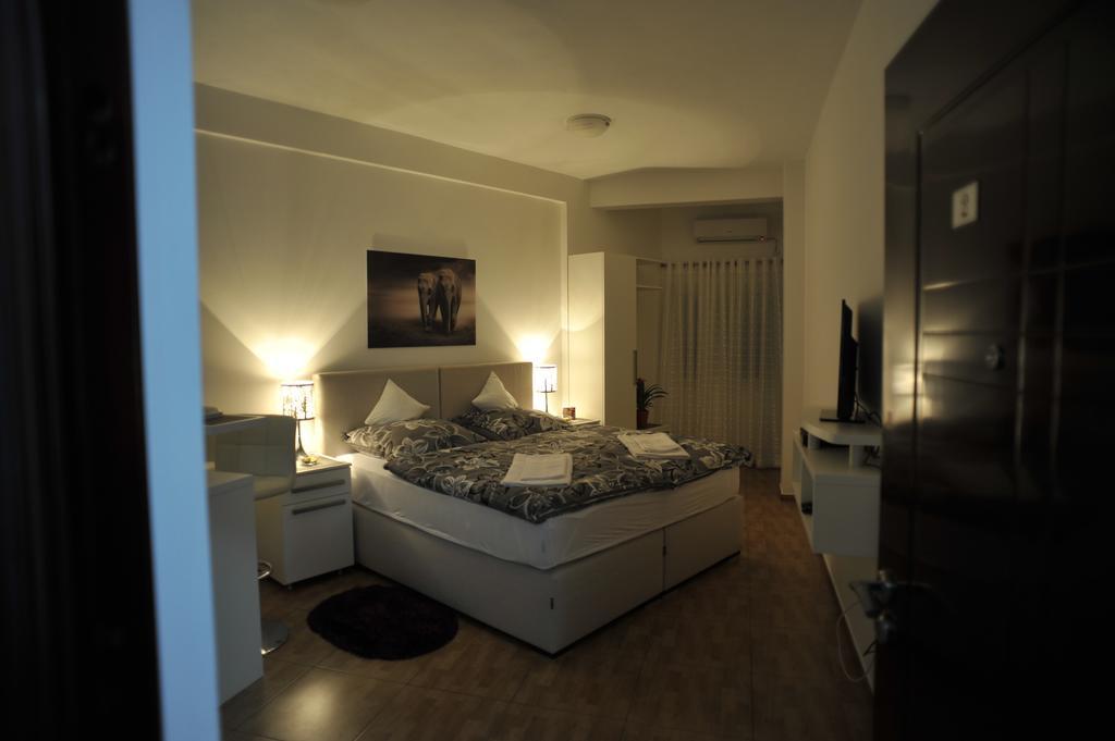 Apartment Jovana Nikšić Rum bild